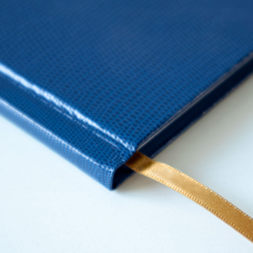 Executive Journal#color_blue