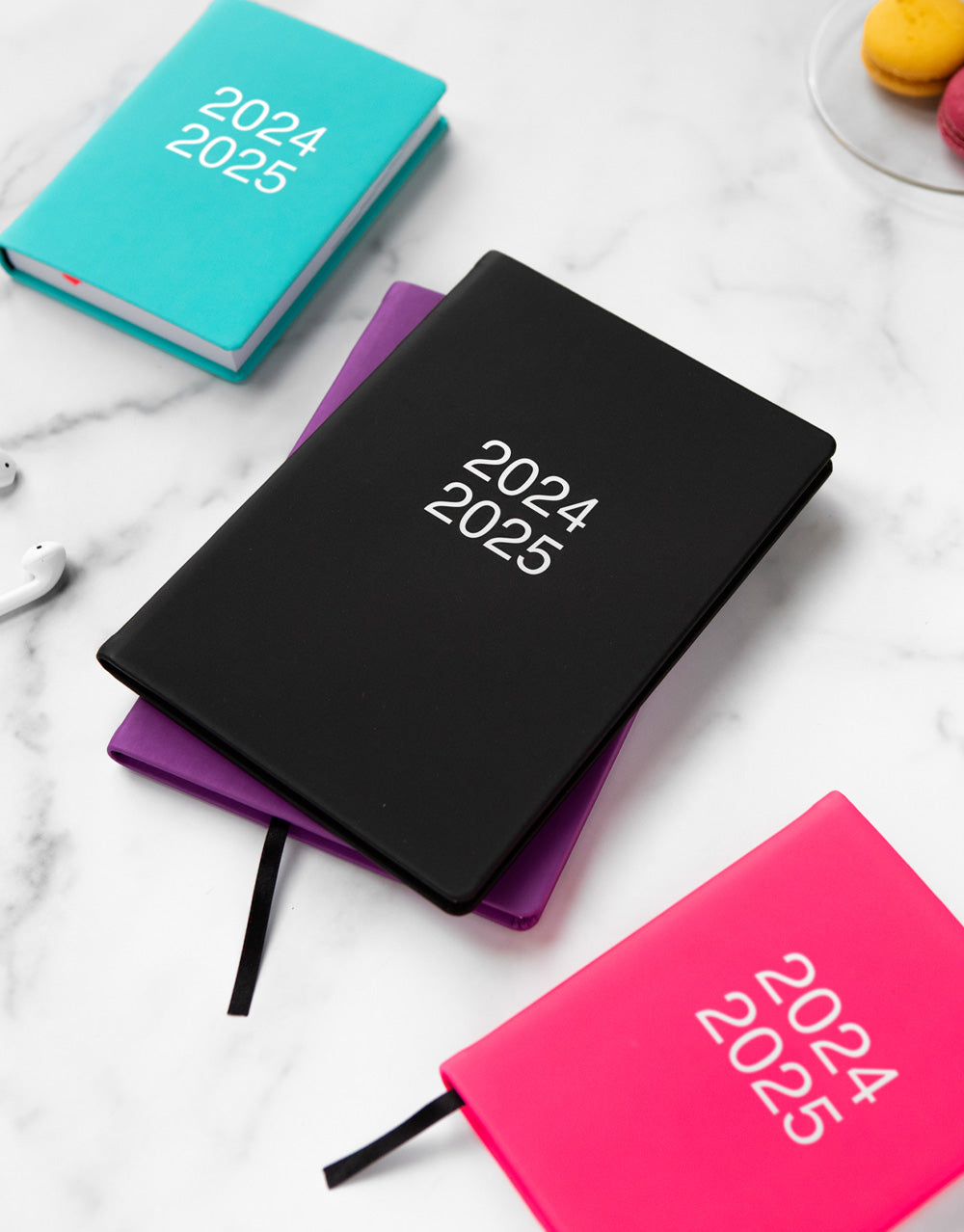 Dazzle A5 Week to View Planner 2024-2025 - Multilanguage#color_dazzle-pink