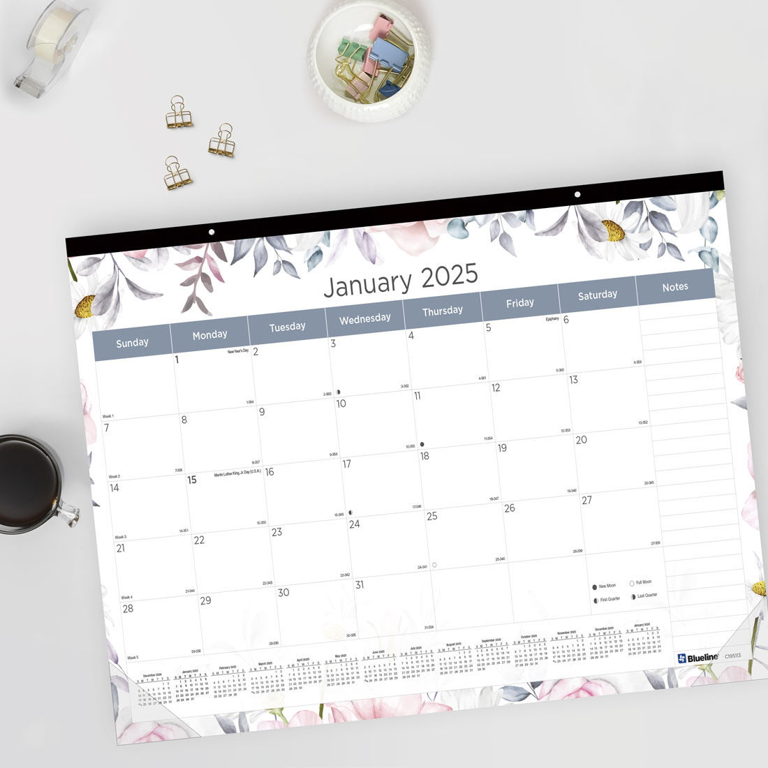 Passion Monthly Desk Pad 2025 (C194113-25)
